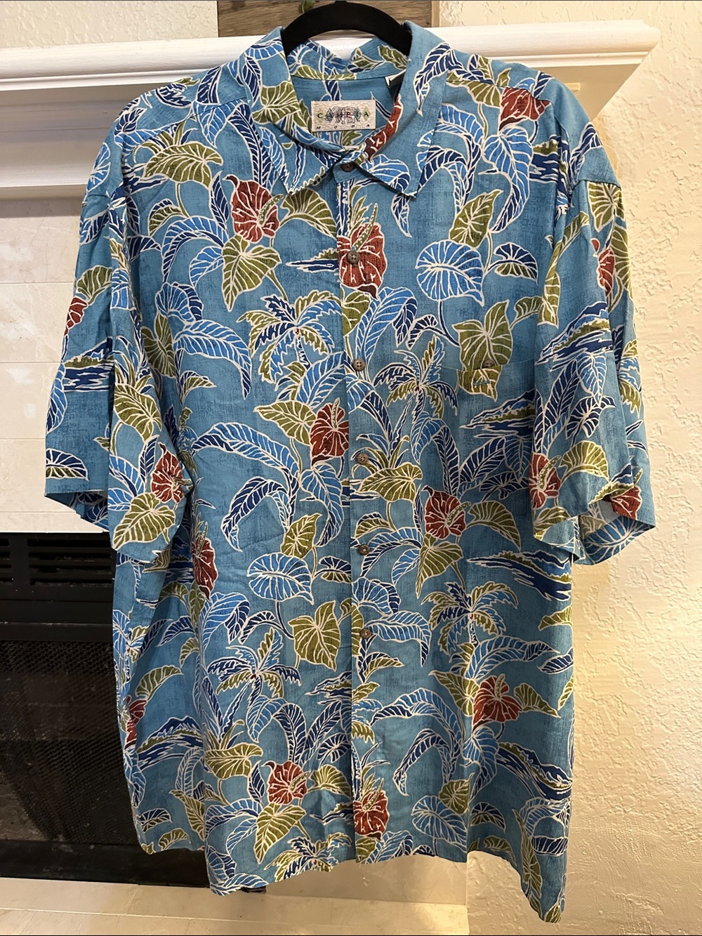 Men's Blue Tropical Print Short-Sleeve Button-Down Shirt